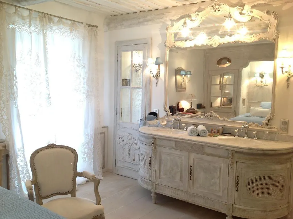 Bed & Breakfast Le Clos De Lucie Lagnes Francia